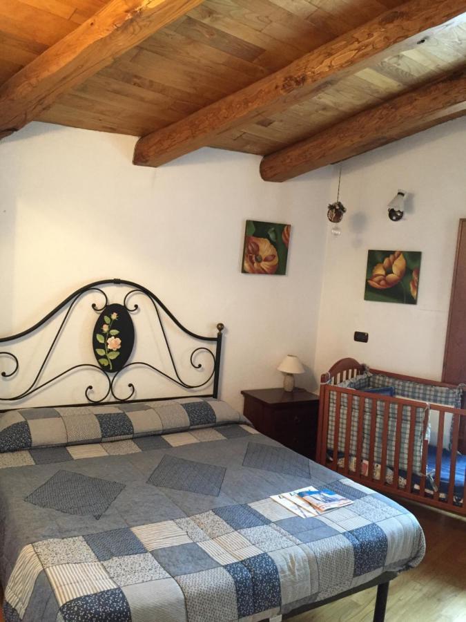 B&B Vinicola23 Limone Piemonte Ruang foto